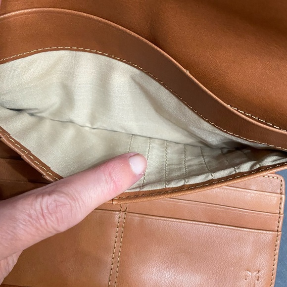 FRYE Melissa Antique Leather Series Card Holder Trifold Long Wallet Zip/Snap - Picture 14 of 17